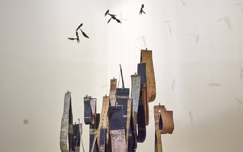 I Telman nwè ki i blé (Si noir que cela en devient bleu) — Exposición · Paris