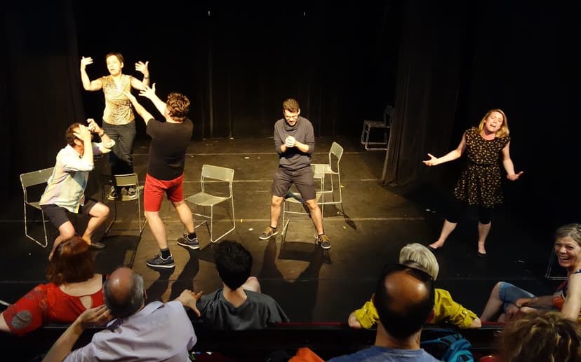 Stage improvisation théâtre week-end octobre Paris — Teatro · Paris
