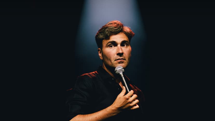 Simon Gouache - Pour l'instant — Teatro · Brossard
