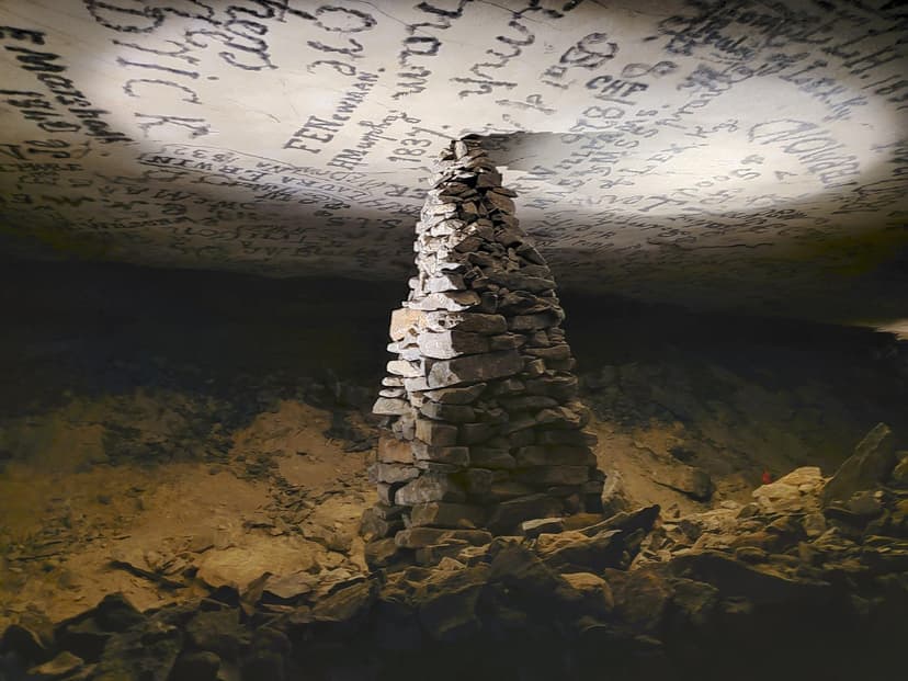 Gothic Avenue Cave Tour